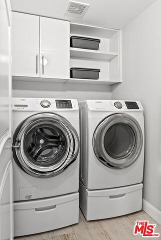 23218 Runnymede Street, West Hills, CA 91307