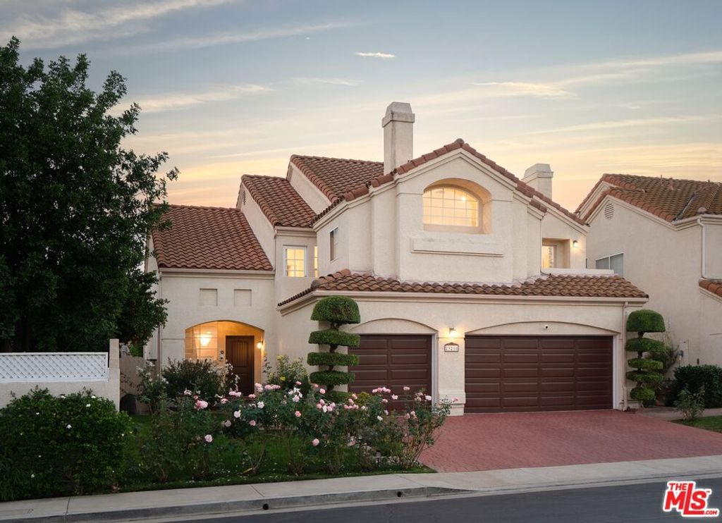 23218 Runnymede Street, West Hills, CA 91307