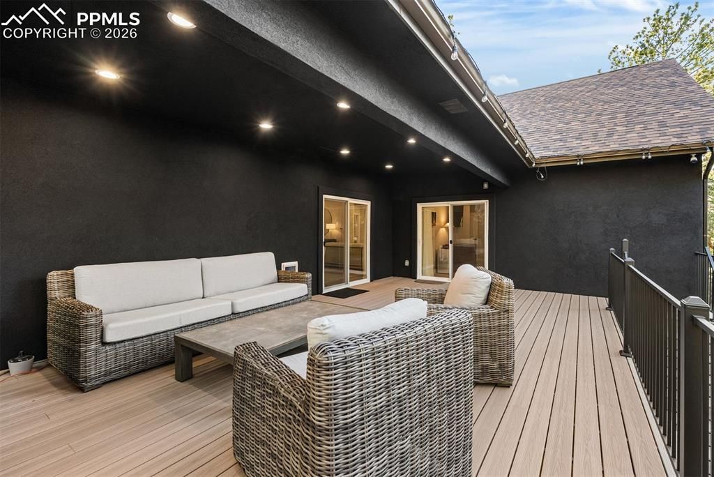 Image 27 of property listing at 620 Chipmunk Drive, Woodland Park, CO 80863