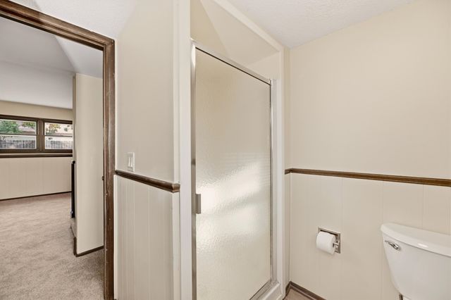 1383 N Caddy Ln, Wichita, KS 67212