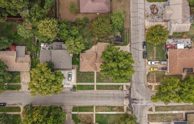 1383 N Caddy Ln, Wichita, KS 67212