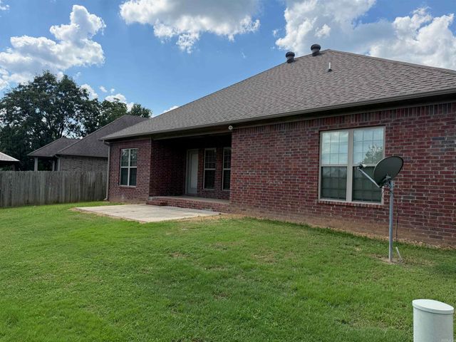 2505 EIGHTEEN Loop, Conway, AR 72034