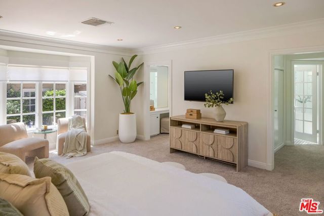 1165 Coldwater Canyon Drive, Beverly Hills, CA 90210