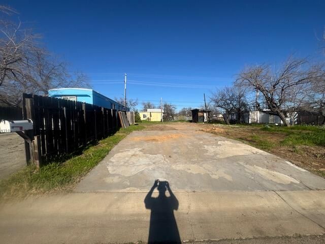 4160 Easter Avenue, Redding, CA 96003