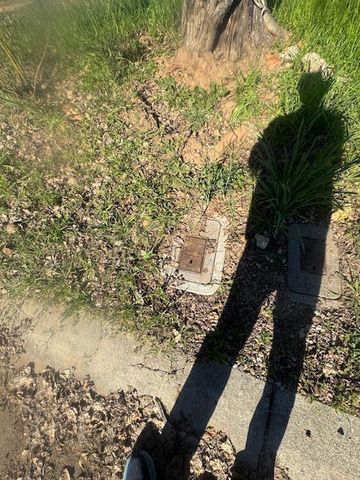 4160 Easter Avenue, Redding, CA 96003