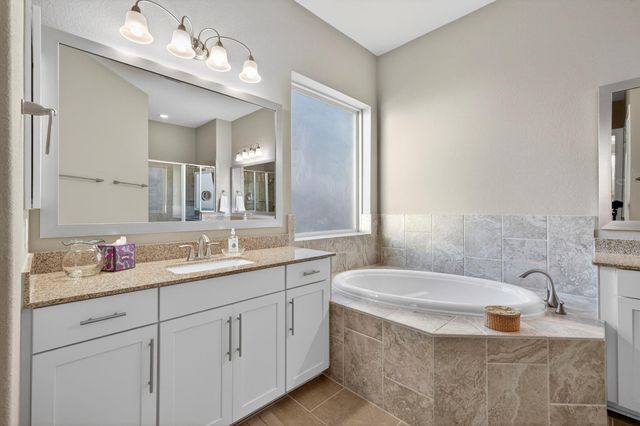 1222 Woodglen Hollow Lane, Katy, TX 77494