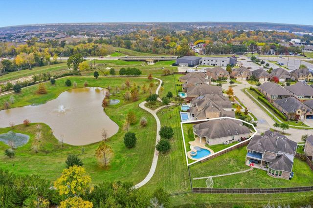 1222 Woodglen Hollow Lane, Katy, TX 77494