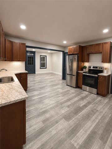 70 Clyde Street 1, West Warwick, RI 02893