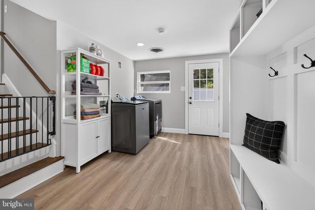 212 SUMMIT AVE, Blackwood, NJ 08012