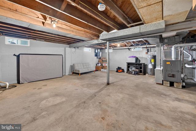 212 SUMMIT AVE, Blackwood, NJ 08012