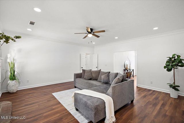 1006 Riverchase North Drive, Brandon, MS 39047