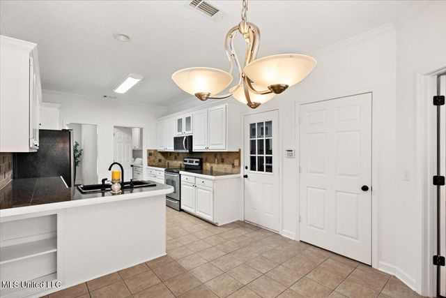 1006 Riverchase North Drive, Brandon, MS 39047