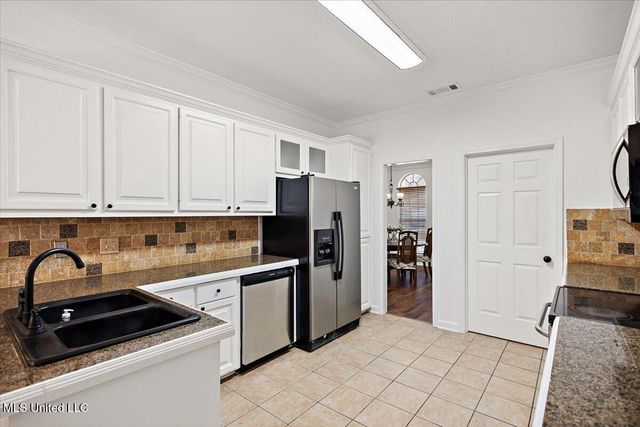 1006 Riverchase North Drive, Brandon, MS 39047