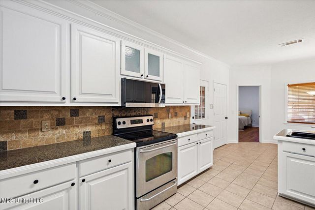 1006 Riverchase North Drive, Brandon, MS 39047