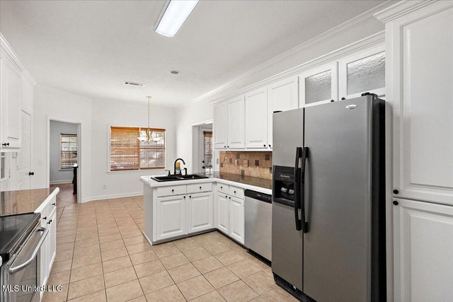 1006 Riverchase North Drive, Brandon, MS 39047