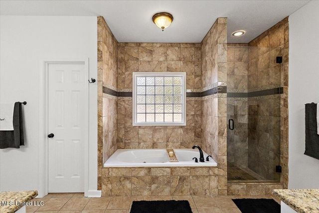 1006 Riverchase North Drive, Brandon, MS 39047