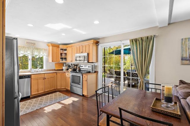 1 Alder St, Medway, MA 02053