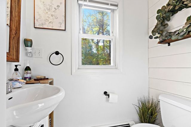 1 Alder St, Medway, MA 02053