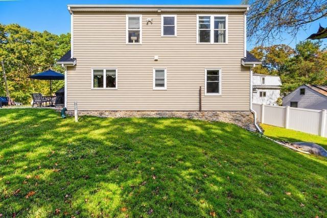 1 Alder St, Medway, MA 02053
