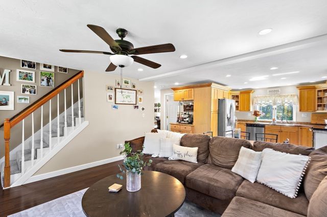 1 Alder St, Medway, MA 02053