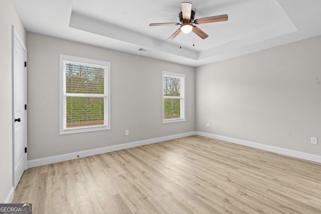 312 Beau Claire Circle, Byron, GA 31008