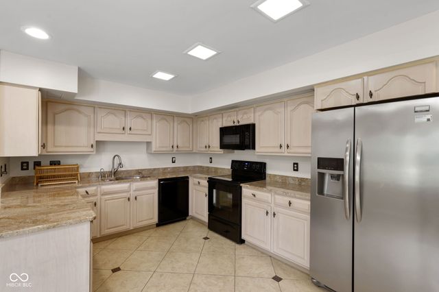 8616 Cricket Tree Lane, Indianapolis, IN 46260