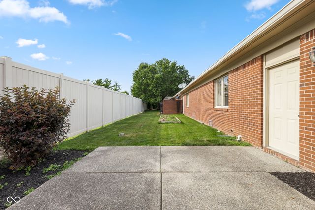8616 Cricket Tree Lane, Indianapolis, IN 46260