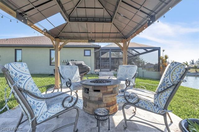 330 NE 20th ST, Cape Coral, FL 33909