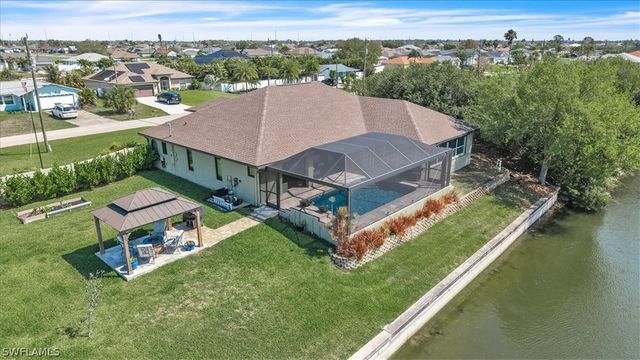330 NE 20th ST, Cape Coral, FL 33909