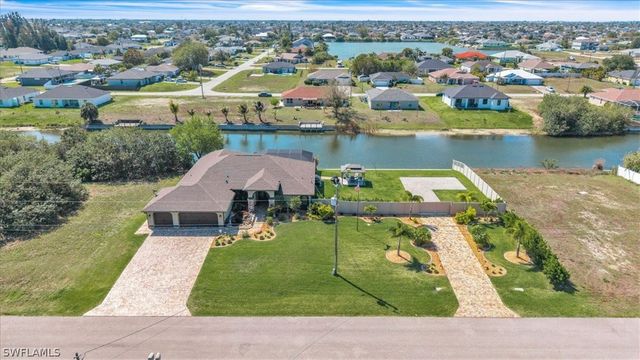 330 NE 20th ST, Cape Coral, FL 33909