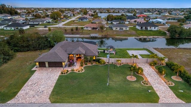 330 NE 20th ST, Cape Coral, FL 33909