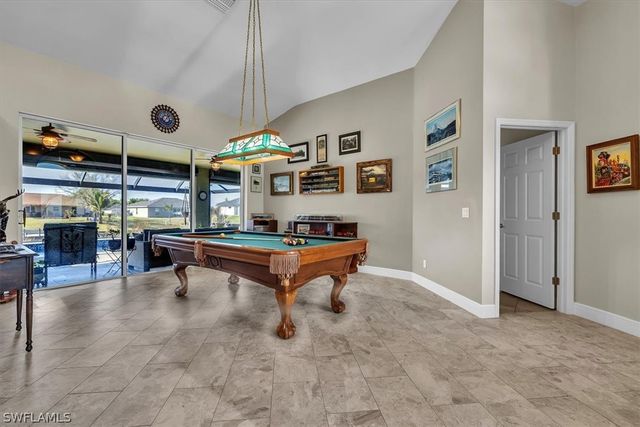 330 NE 20th ST, Cape Coral, FL 33909