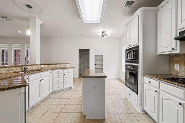 1166 Resaca Drive, Frisco, TX 75033