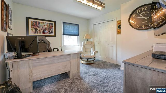 6 Webster Drive, Wayne, NJ 07470