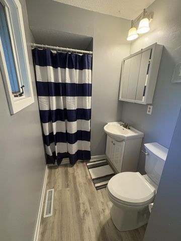 1308 Oak Drive, Montevideo, MN 56265