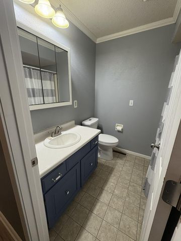 1308 Oak Drive, Montevideo, MN 56265