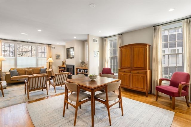 16 York Terrace, Brookline, MA 02446