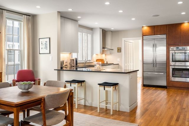 16 York Terrace, Brookline, MA 02446