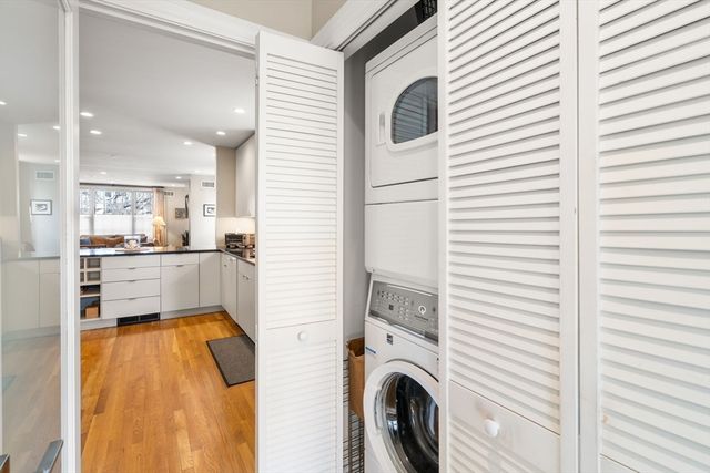 16 York Terrace, Brookline, MA 02446