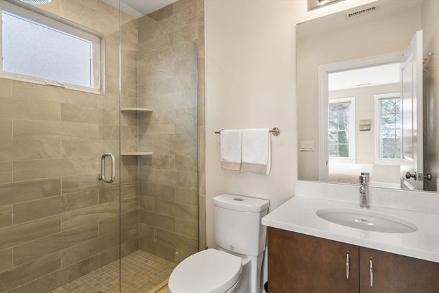 16 York Terrace, Brookline, MA 02446