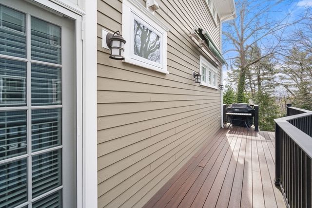 16 York Terrace, Brookline, MA 02446