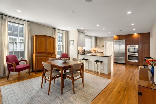16 York Terrace, Brookline, MA 02446