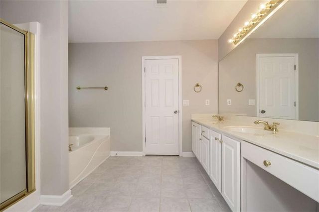 27 Freeman Forest Drive, Newnan, GA 30265