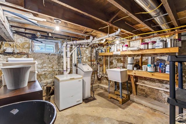 4702 County Hwy DM, Morrisonville, WI 53571