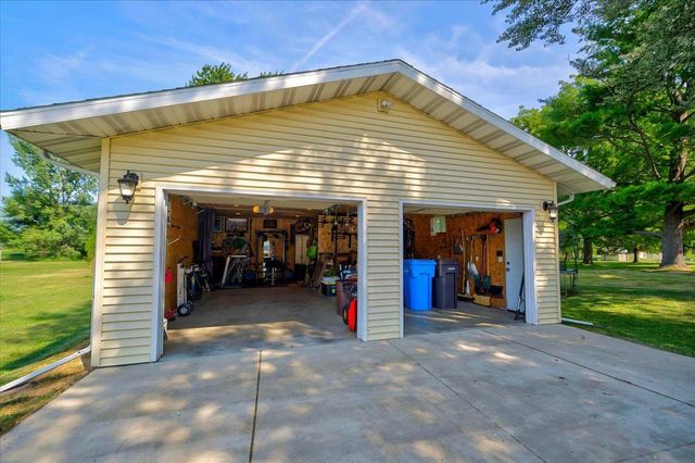 4702 County Hwy DM, Morrisonville, WI 53571