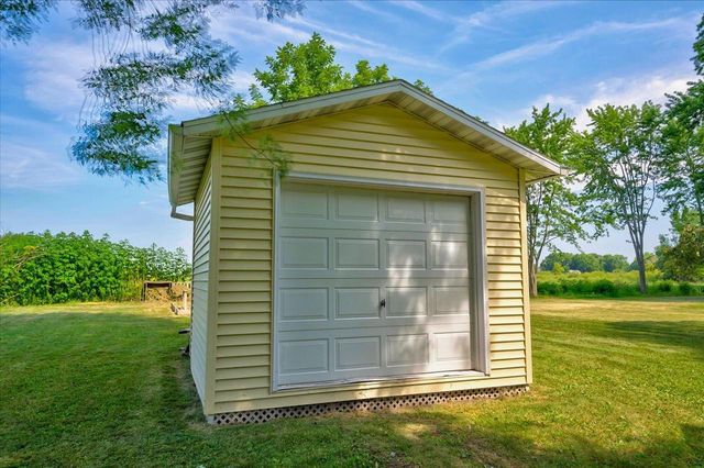 4702 County Hwy DM, Morrisonville, WI 53571