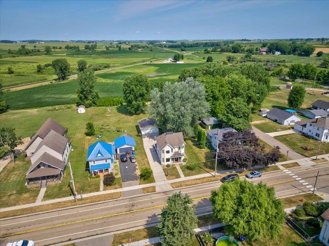 4702 County Hwy DM, Morrisonville, WI 53571