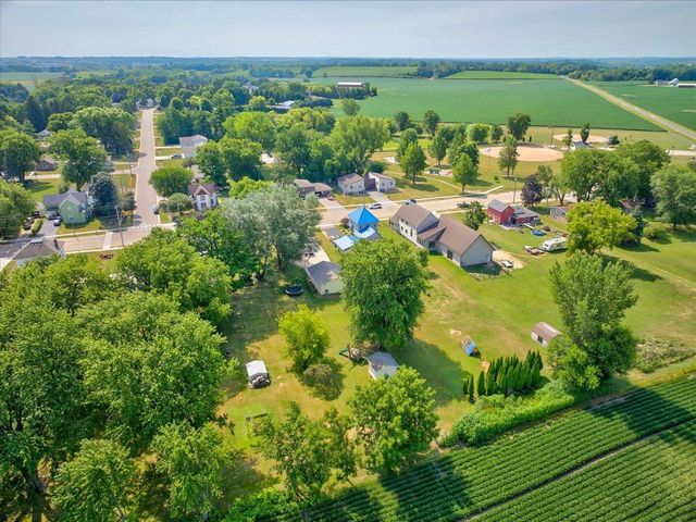 4702 County Hwy DM, Morrisonville, WI 53571