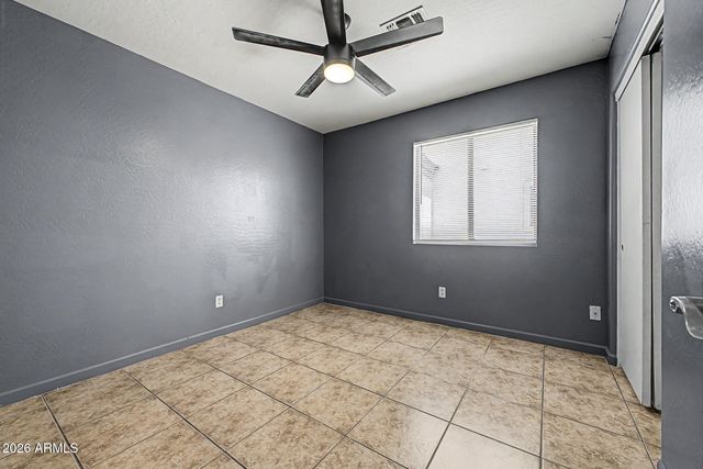 8613 W CROWN KING Road, Tolleson, AZ 85353