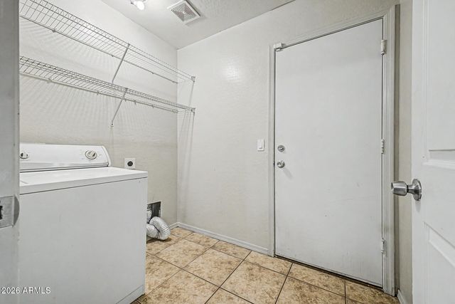 8613 W CROWN KING Road, Tolleson, AZ 85353